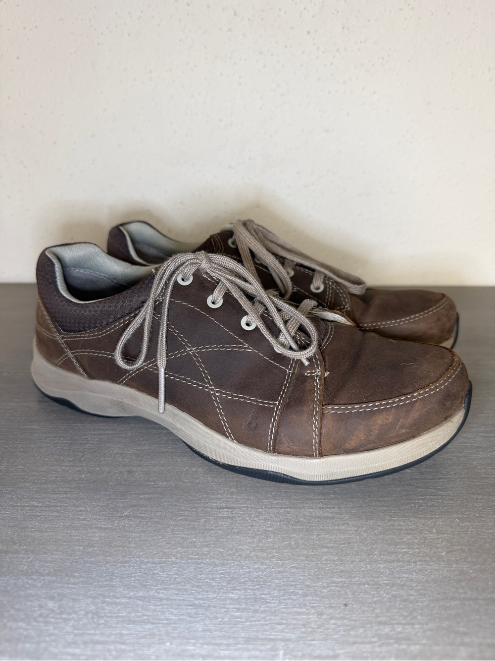 Ahnu Womens Size 8.5 Taraval Sneakers Brown Leather Lace Up Comfort 1010942PRT